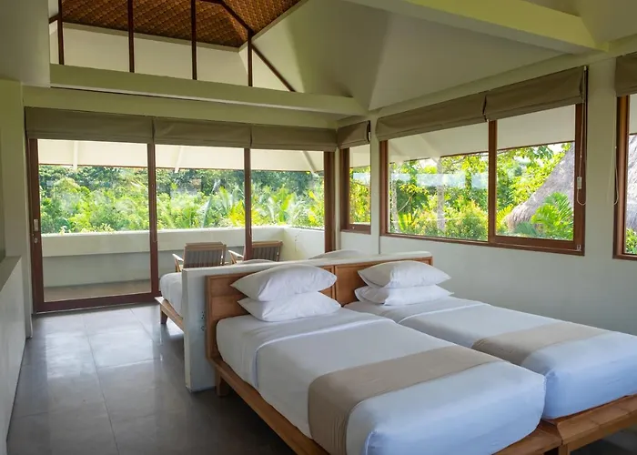 Tegal Sari 4*