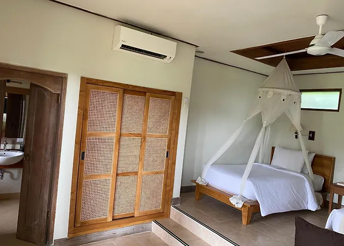 Tegal Sari 宾馆 4*