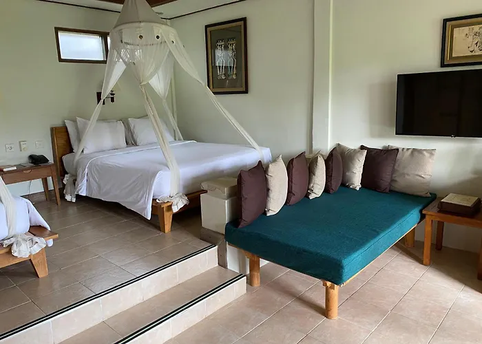 Tegal Sari イン 4*