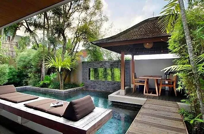 Inn Tegal Sari 4*